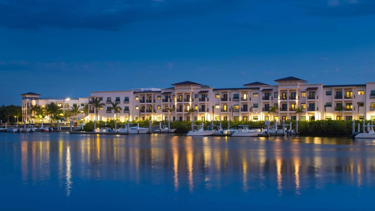 Отель Hyatt House Naples 5Th Avenue Экстерьер фото