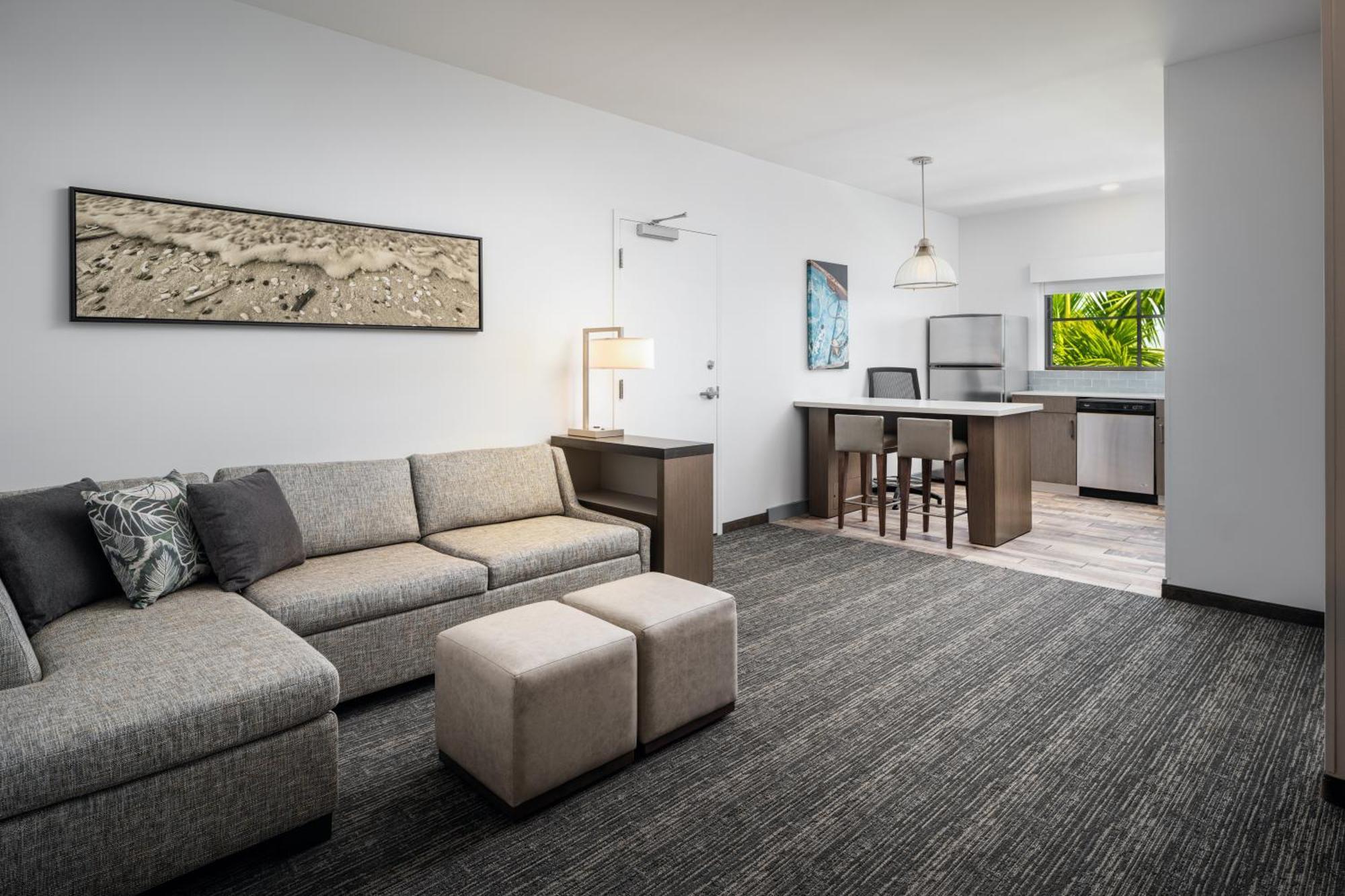 Отель Hyatt House Naples 5Th Avenue Экстерьер фото