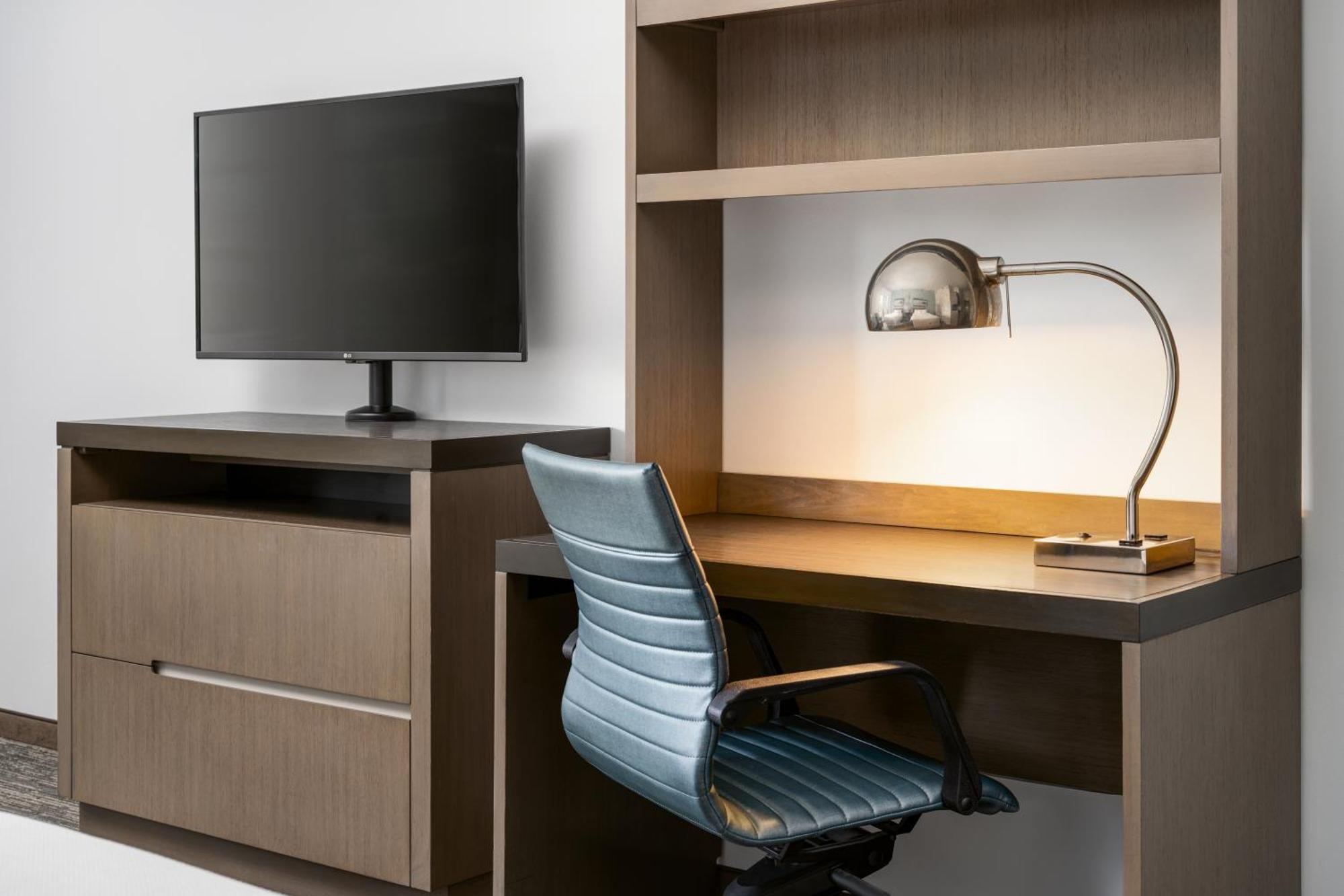 Отель Hyatt House Naples 5Th Avenue Экстерьер фото